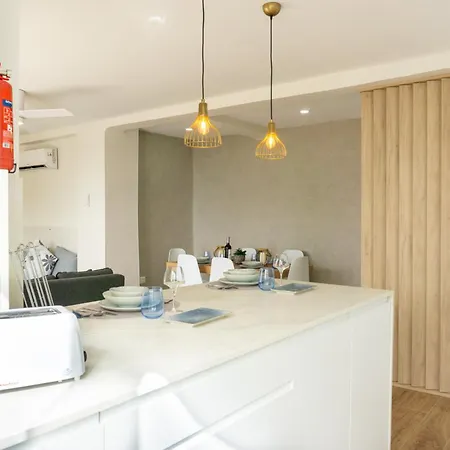 Sea Views Mendoza Apartment